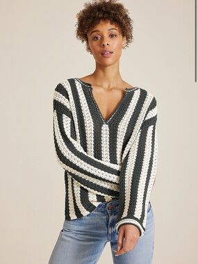 Maurices cotton Striped Crochet coverup
Vertical Stripe V Neck Pullover sweater